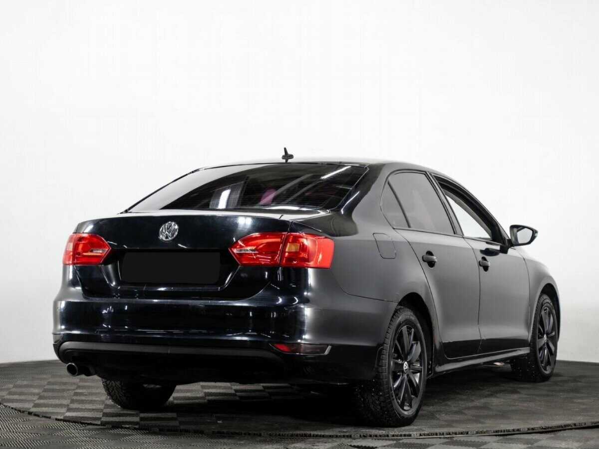Купить Volkswagen Jetta с пробегом. Фото: #3