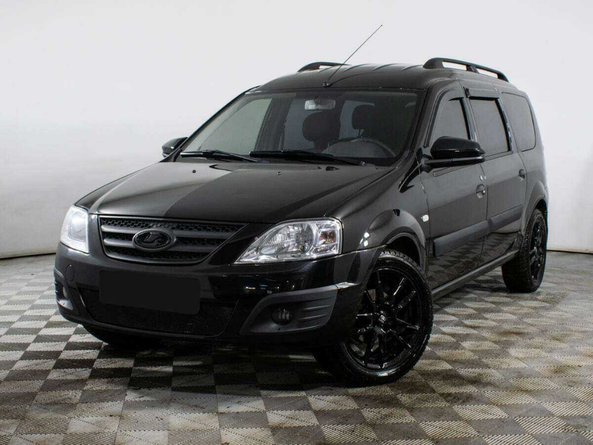 Купить Lada (ВАЗ) Largus с пробегом. Посмотреть фото