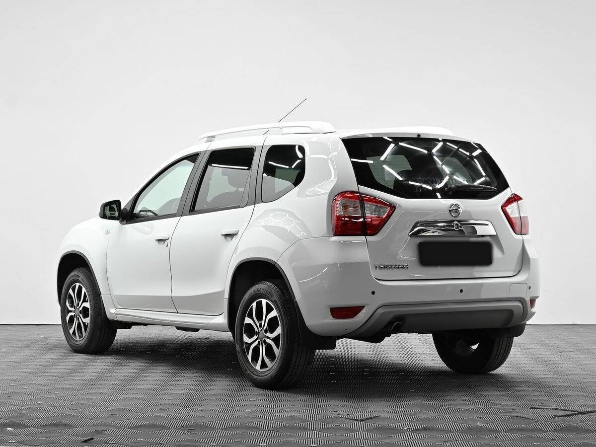 Купить Nissan Terrano с пробегом. Фото: #1