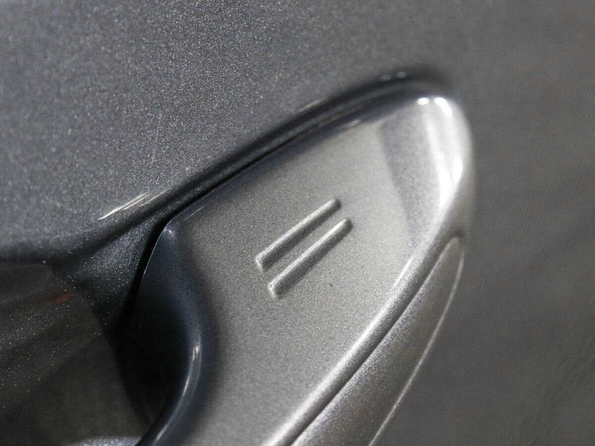 Купить Toyota RAV4 с пробегом. Фото: #13