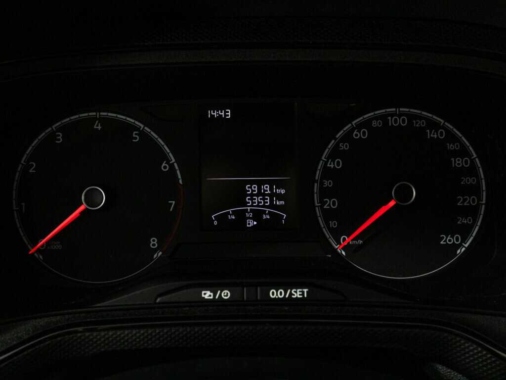 Купить Volkswagen Polo с пробегом. Фото: #11