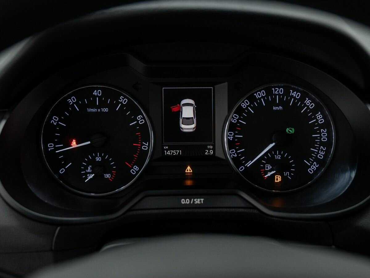 Купить Skoda Octavia с пробегом. Фото: #19