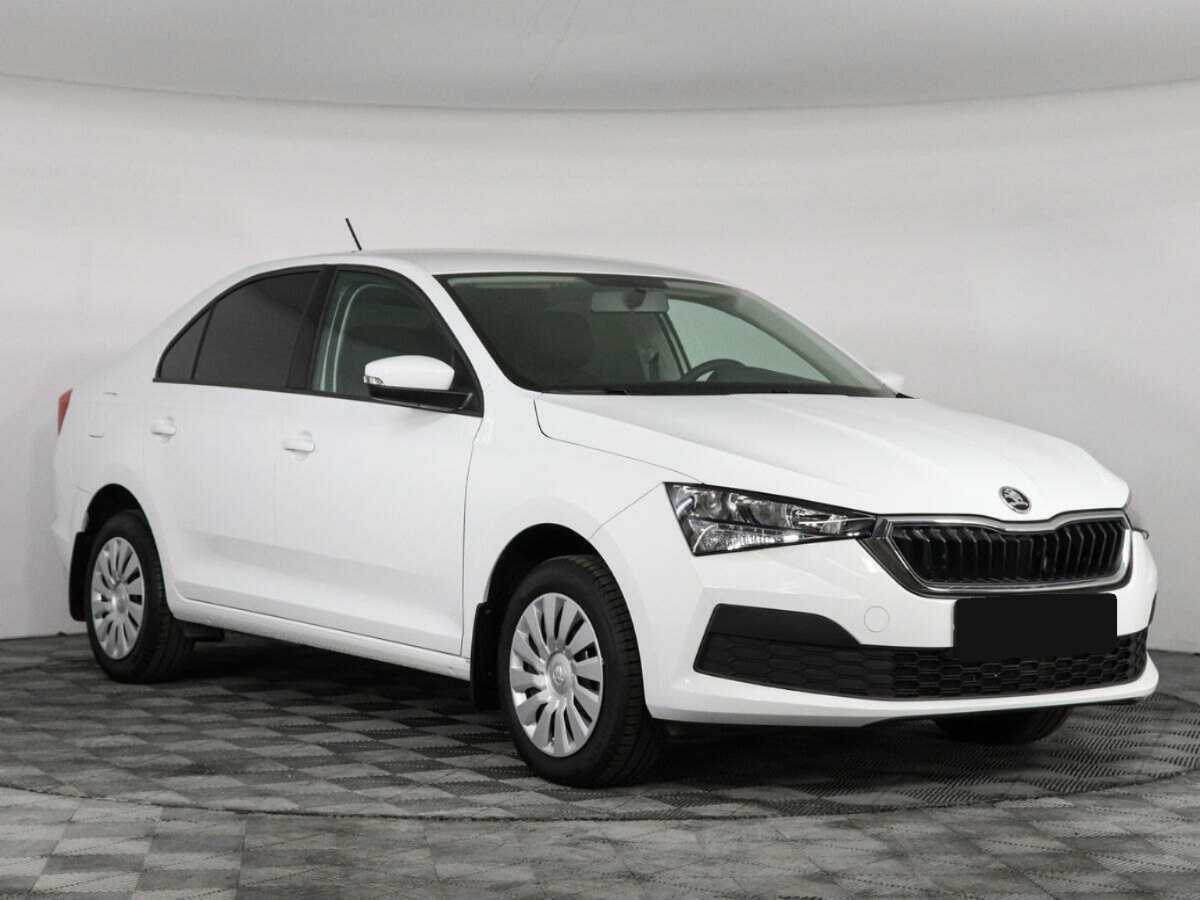 Купить Skoda Rapid с пробегом. Фото: #2