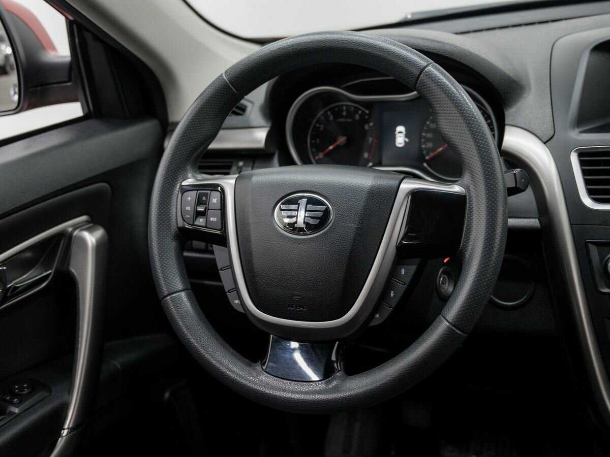 Купить FAW Besturn X80 с пробегом. Фото: #10