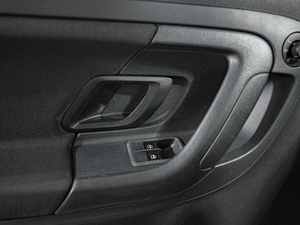 Купить Skoda Fabia с пробегом. Фото: #10