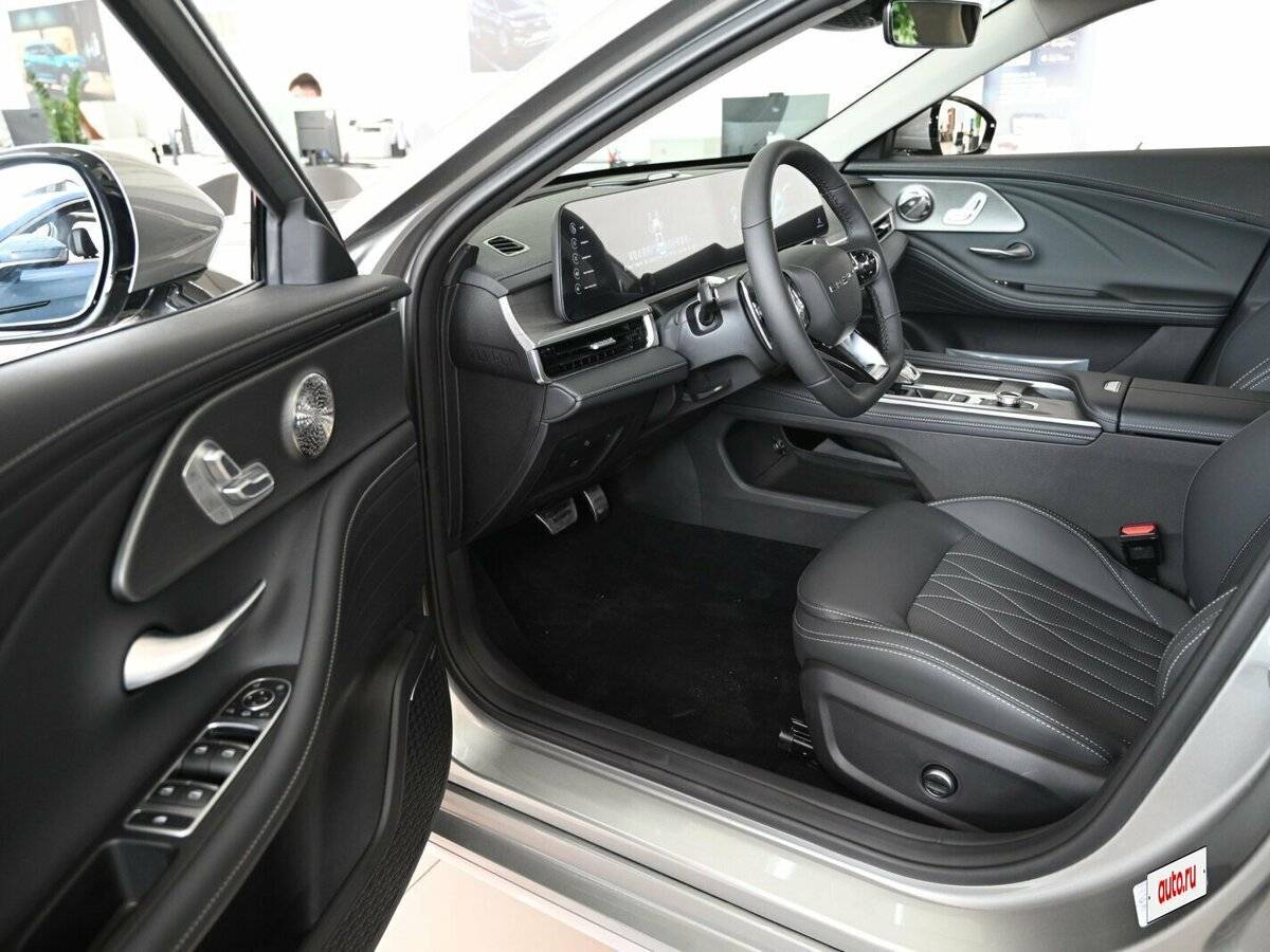 Купить Chery Arrizo 8 с пробегом. Фото: #3