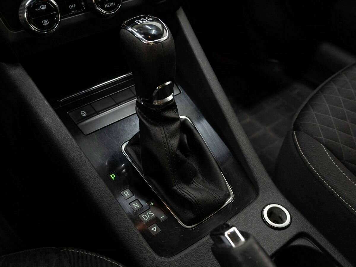 Купить Skoda Octavia с пробегом. Фото: #18