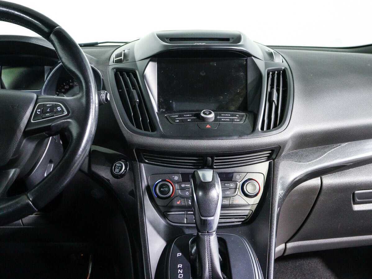 Купить Ford Kuga с пробегом. Фото: #12