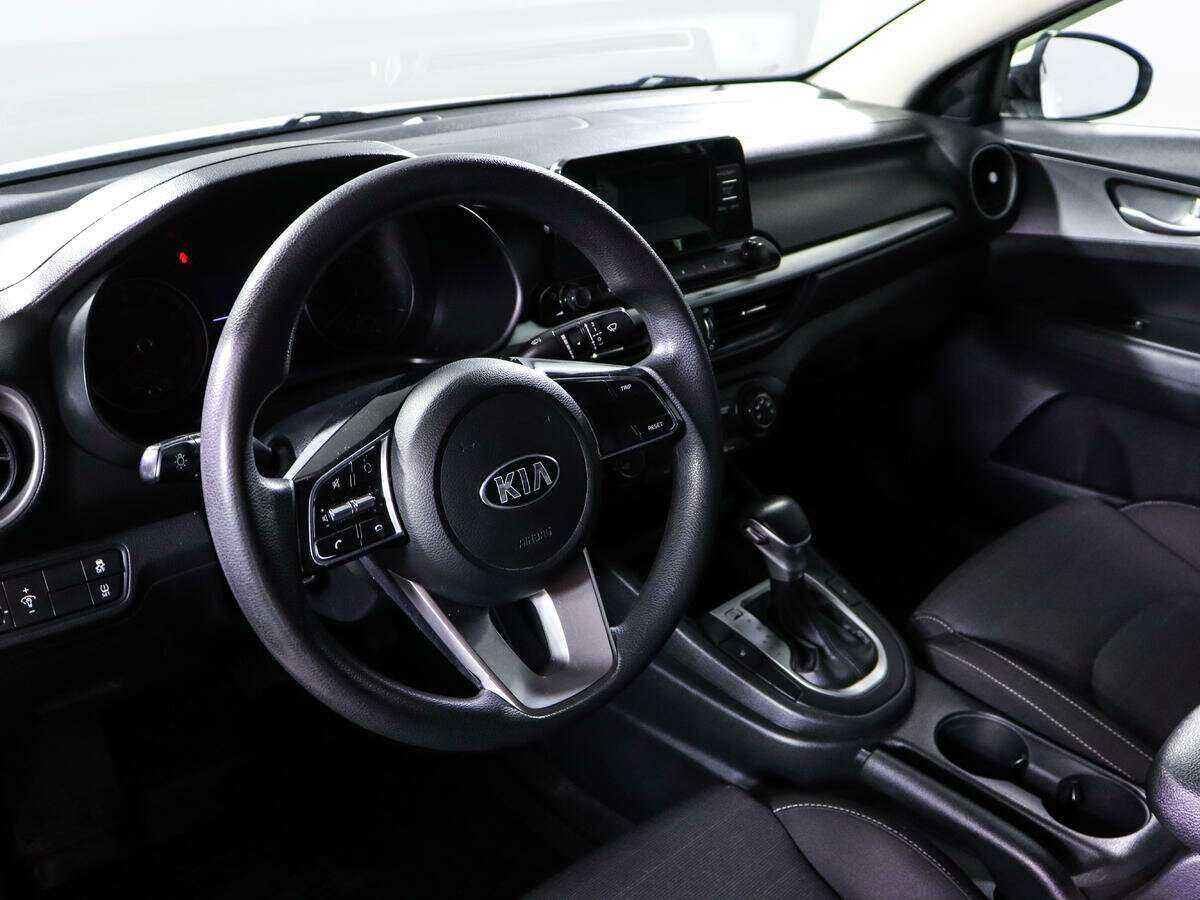 Купить Kia Cerato с пробегом. Фото: #11