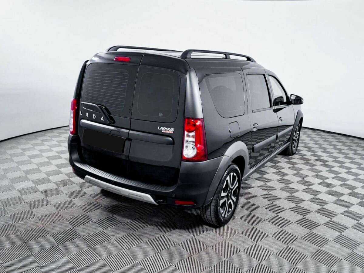 Купить Lada (ВАЗ) Largus с пробегом. Фото: #4