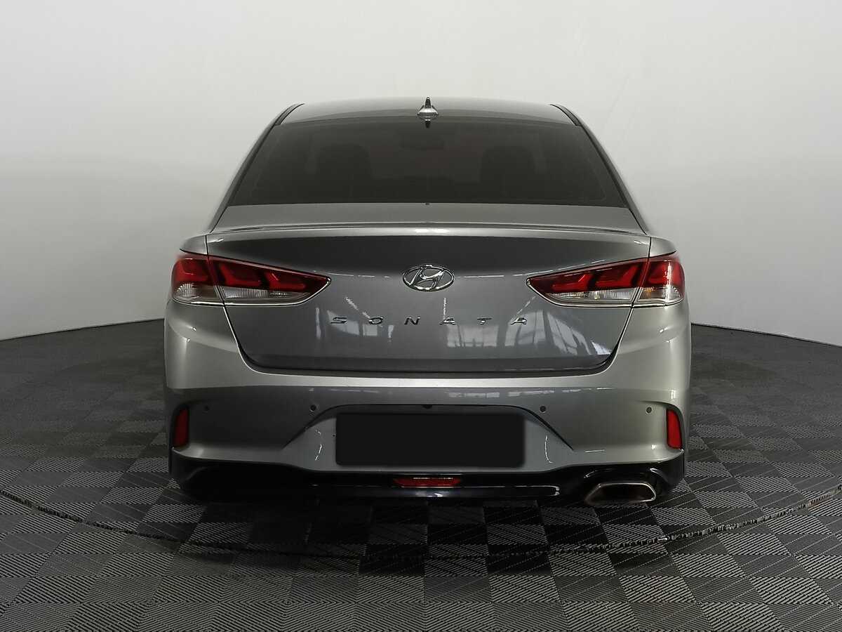 Купить Hyundai Sonata с пробегом. Фото: #4