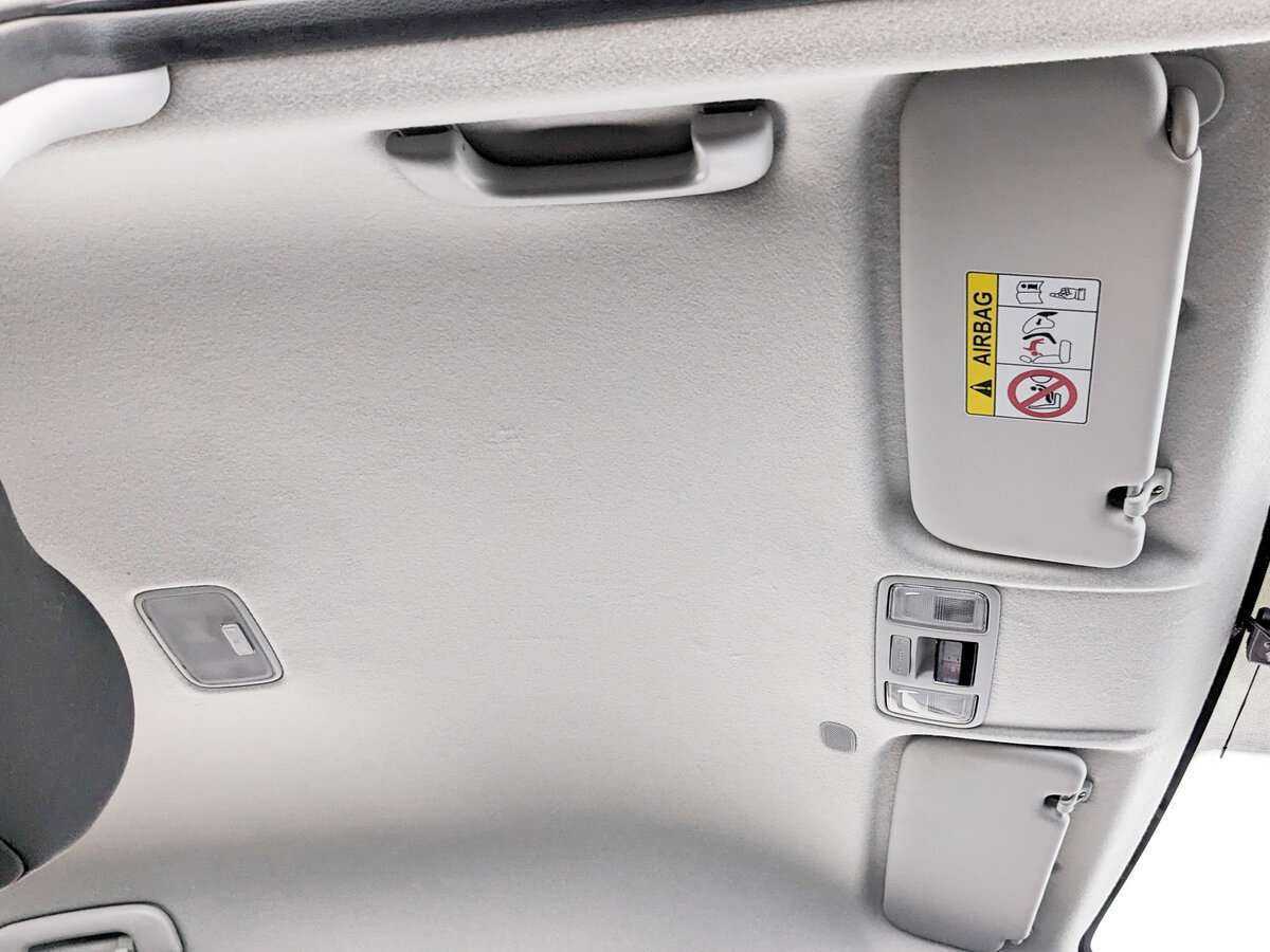 Купить Kia Rio с пробегом. Фото: #17