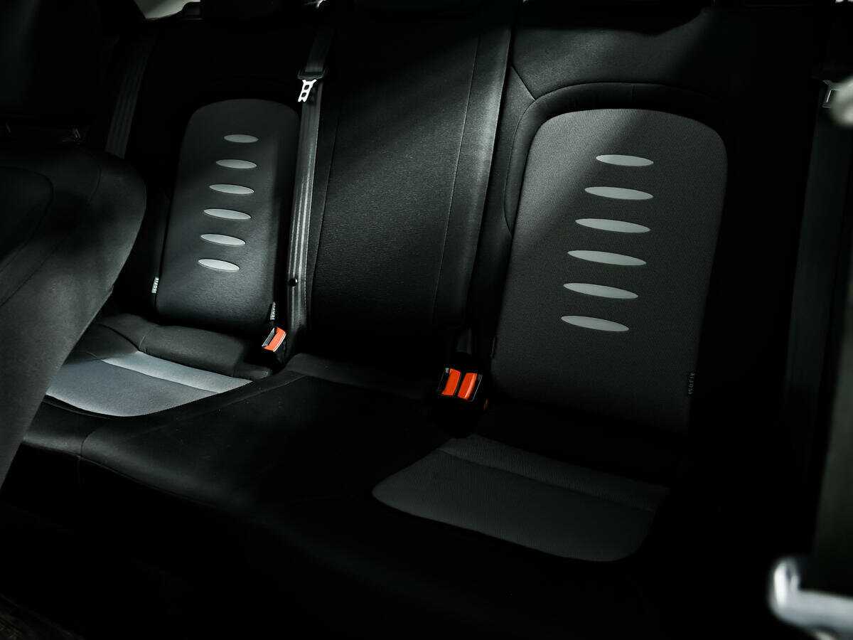 Купить Kia Ceed с пробегом. Фото: #11