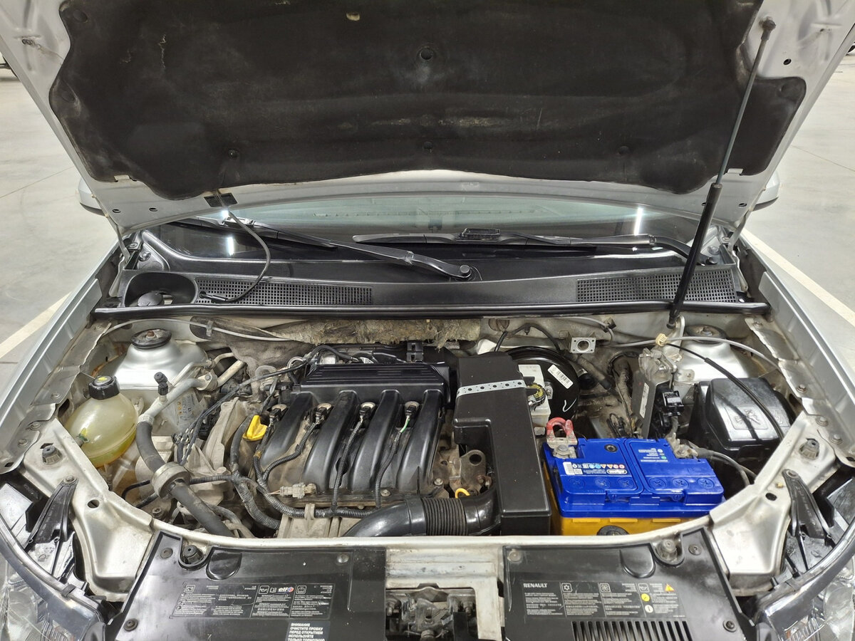 Купить Renault Logan с пробегом. Фото: #8