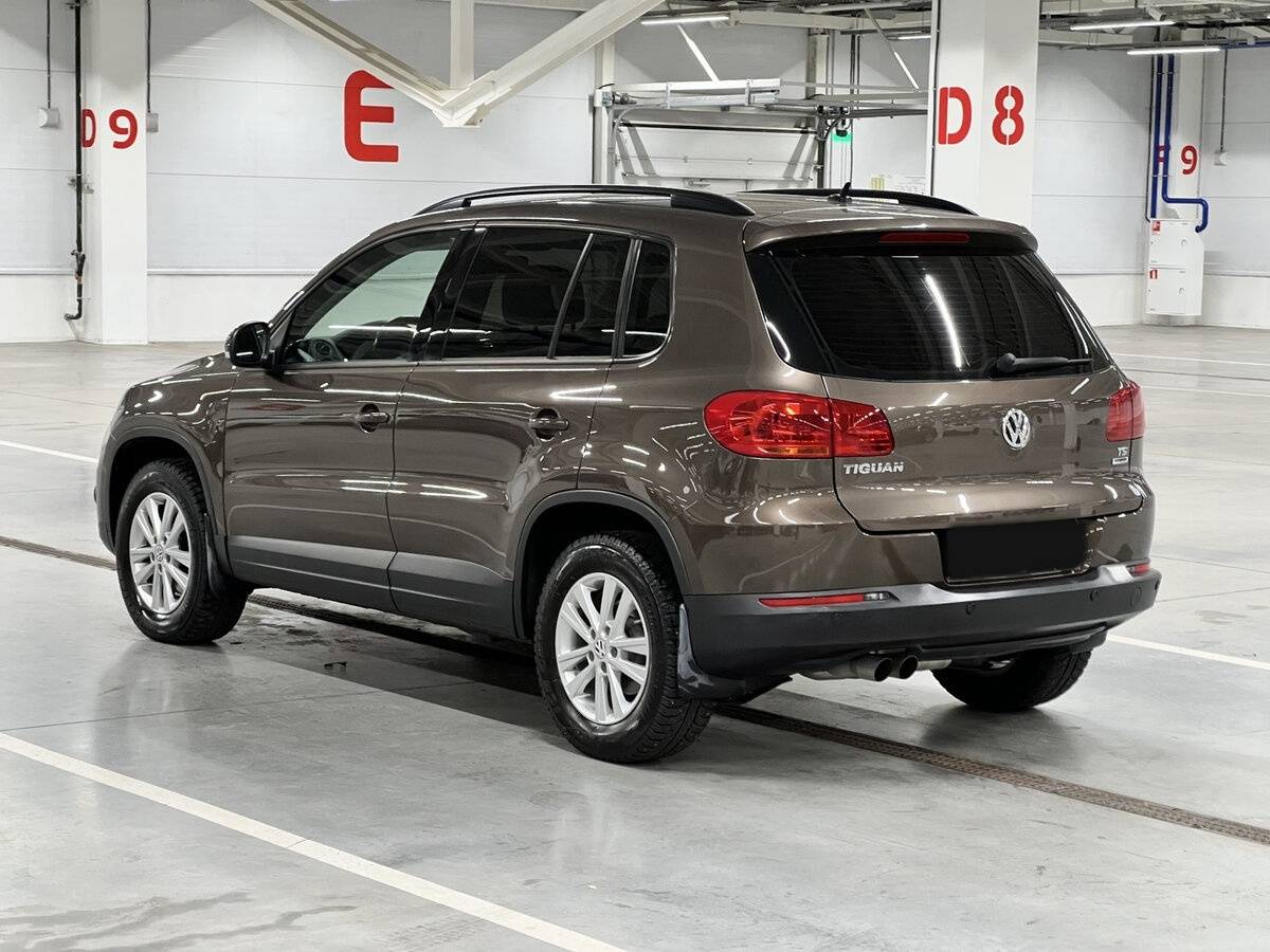 Купить Volkswagen Tiguan с пробегом. Фото: #6