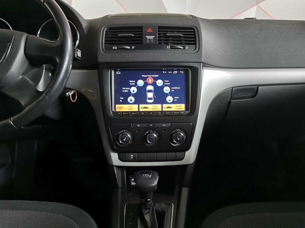 Купить Skoda Yeti с пробегом. Фото: #10