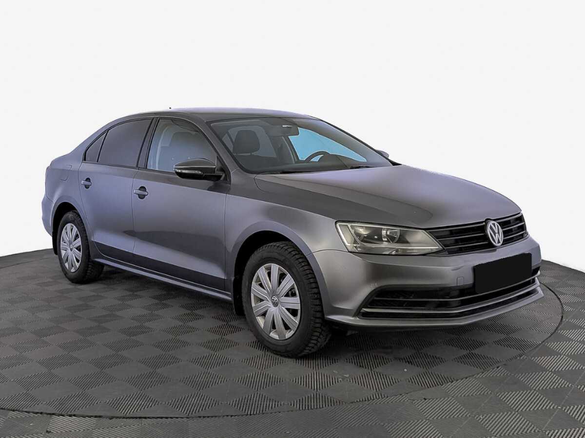 Купить Volkswagen Jetta с пробегом. Фото: #2