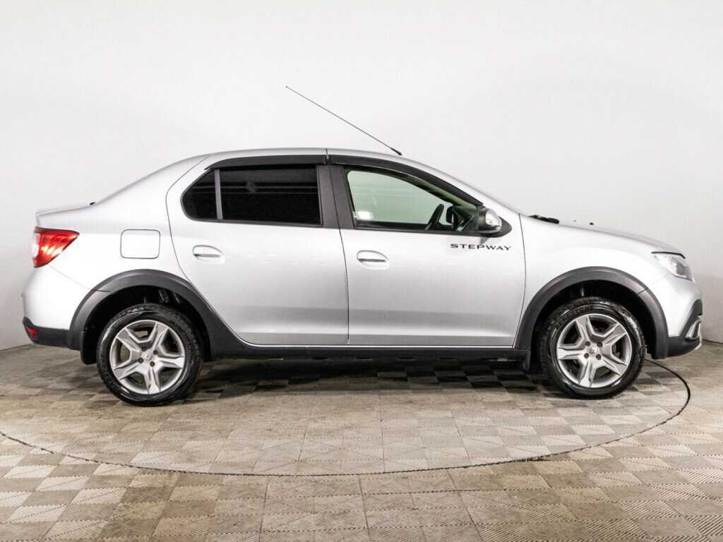 Купить Renault Logan с пробегом. Фото: #3