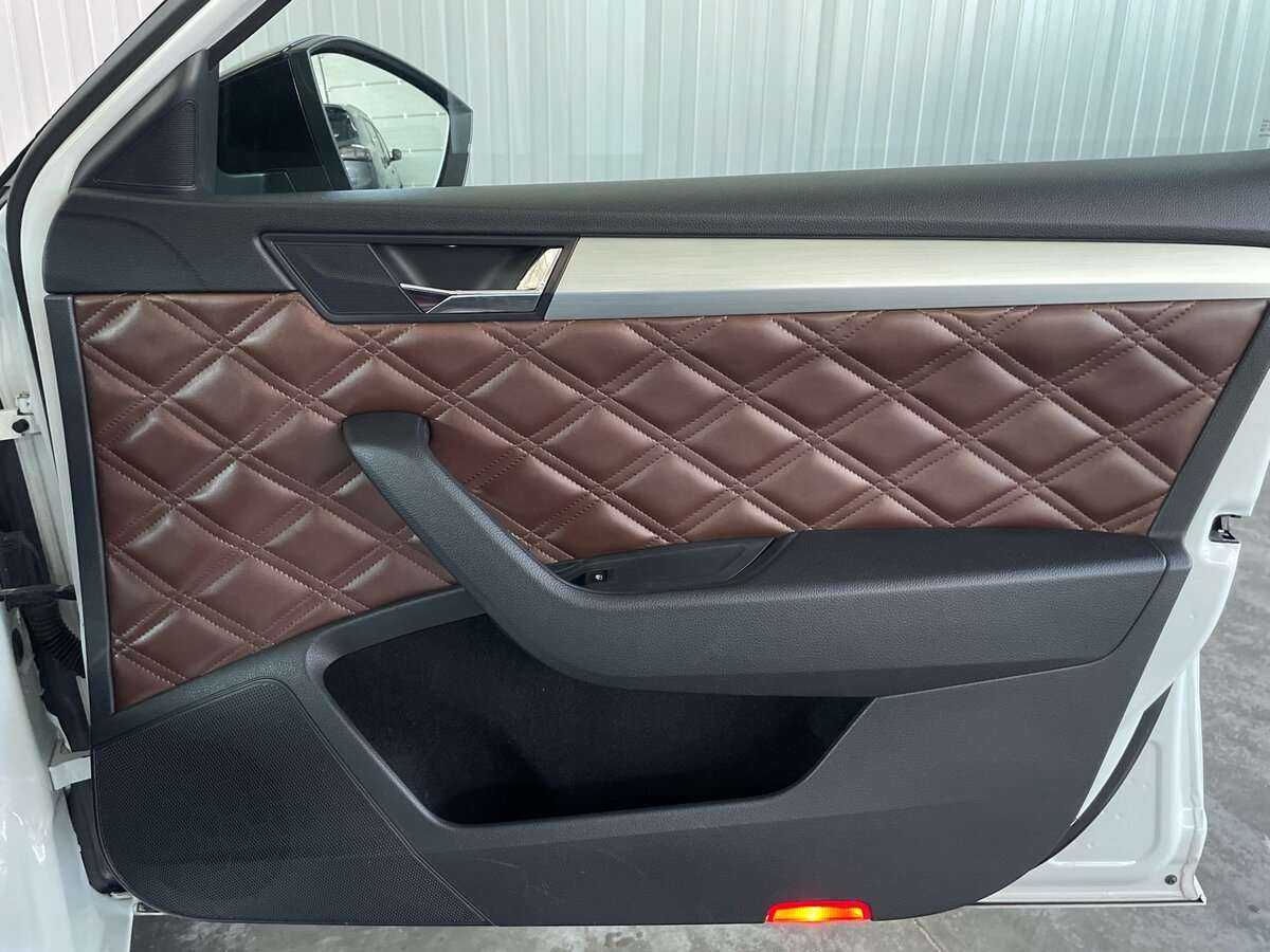 Купить Skoda Superb с пробегом. Фото: #24