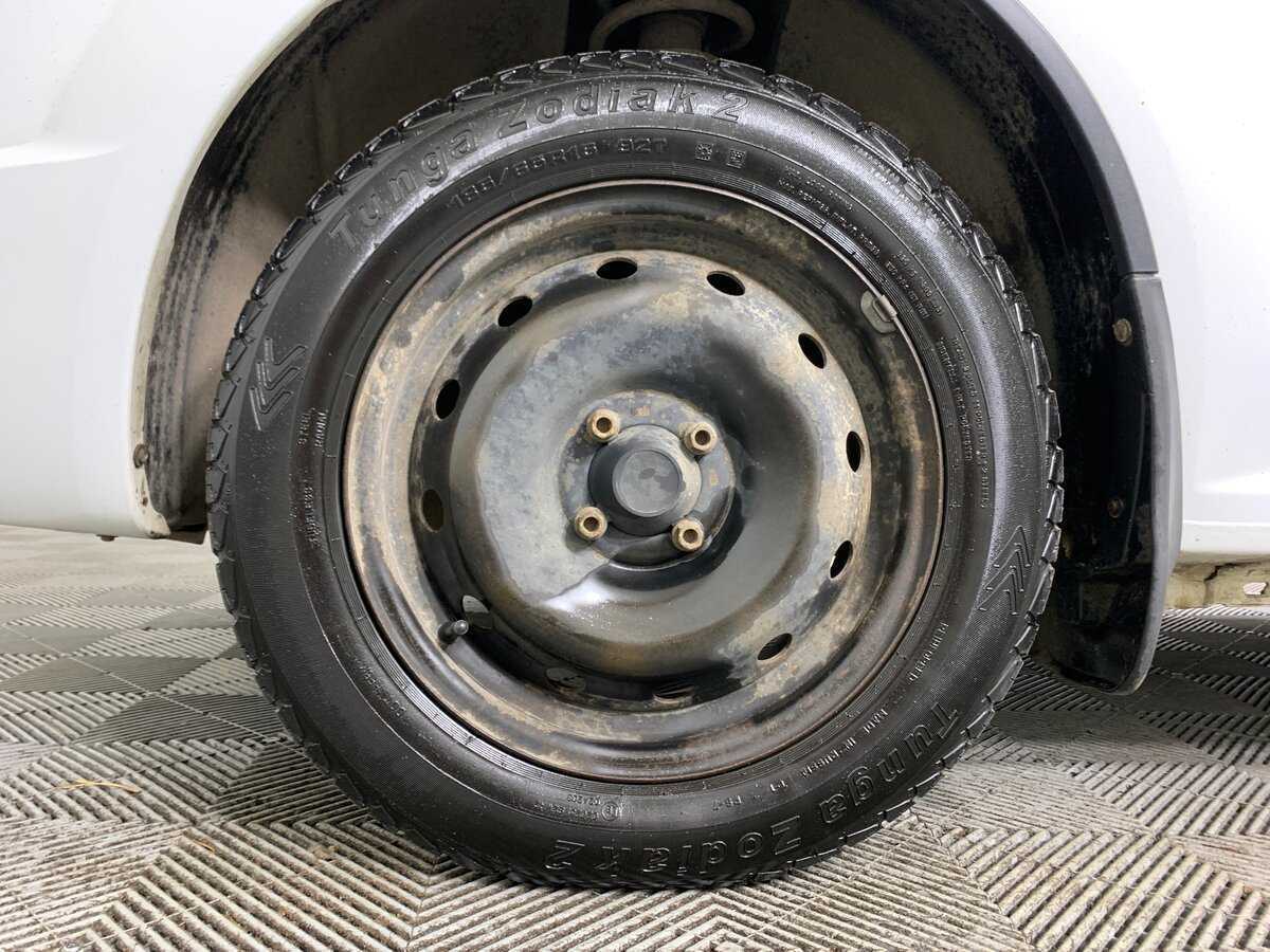 Купить Lada (ВАЗ) Largus с пробегом. Фото: #8