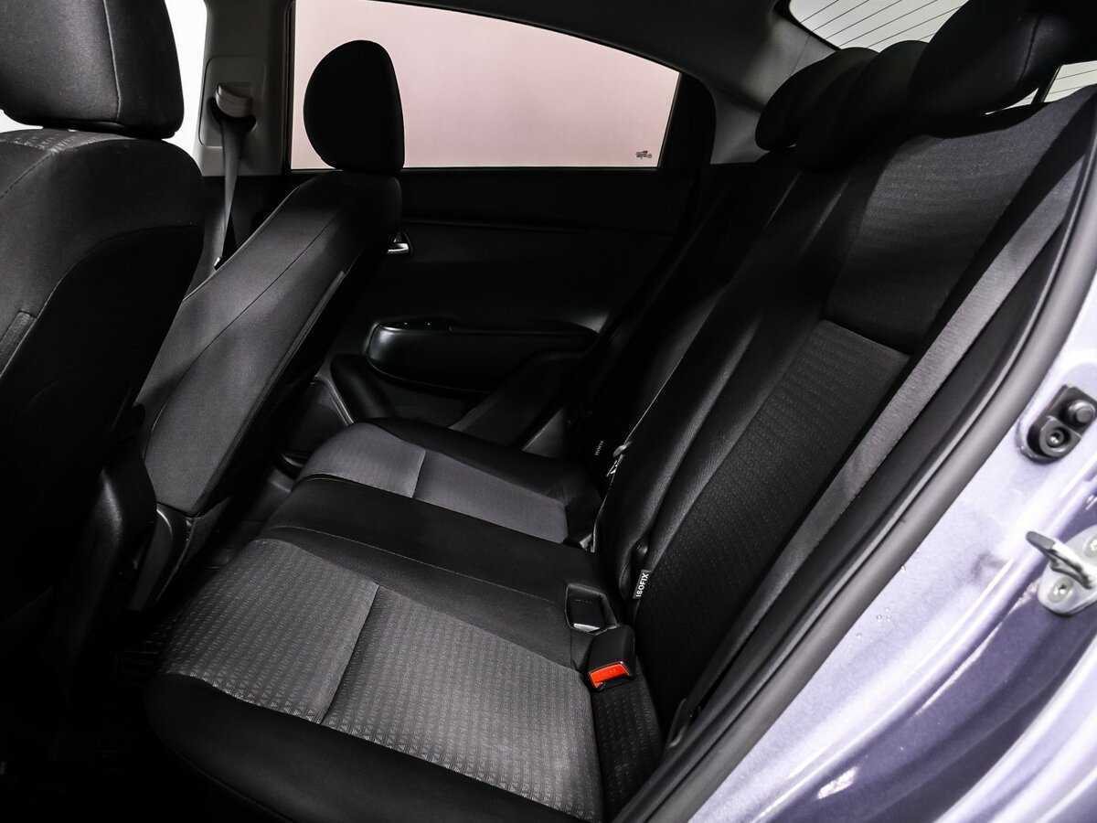 Купить Kia Rio с пробегом. Фото: #12