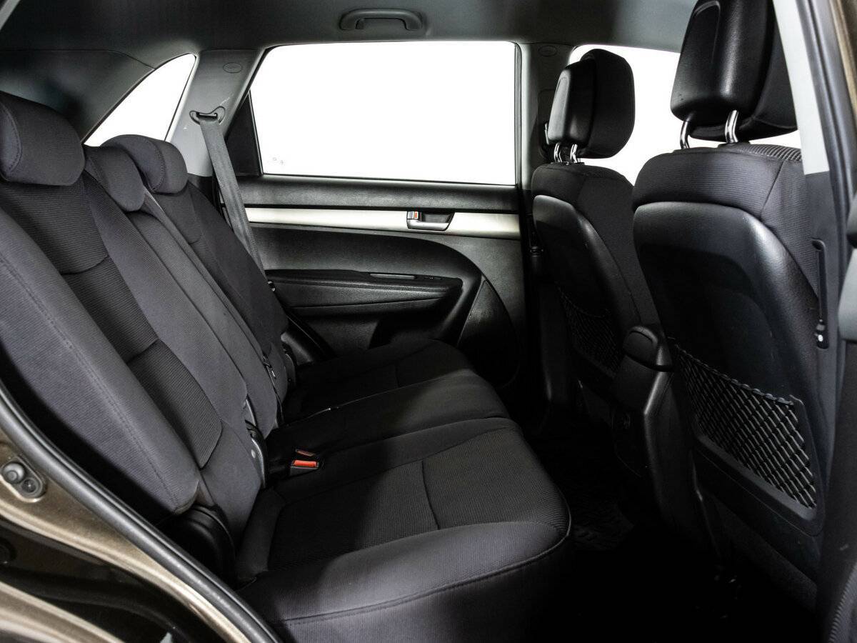 Купить Kia Sorento с пробегом. Фото: #13