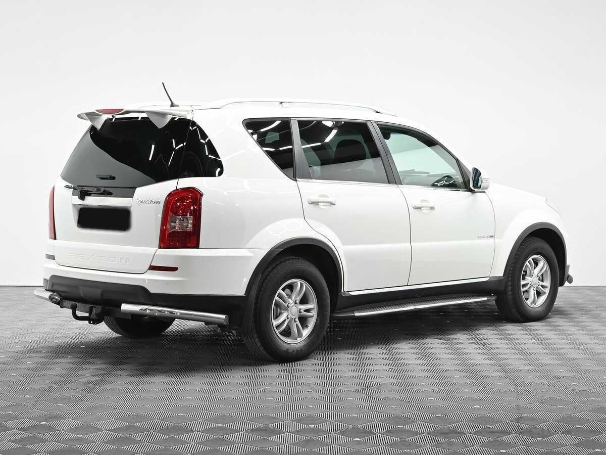 Купить SsangYong Rexton с пробегом. Фото: #1