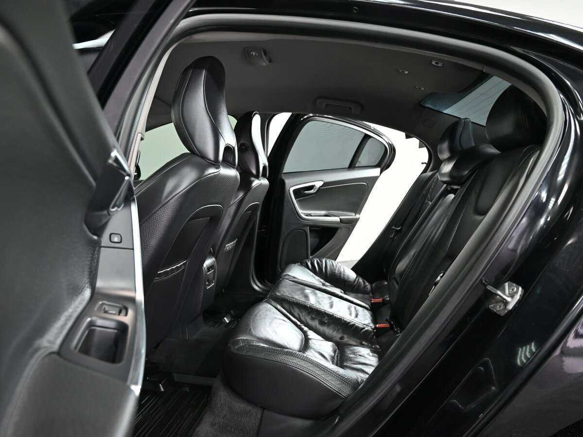 Купить Volvo S60 с пробегом. Фото: #11