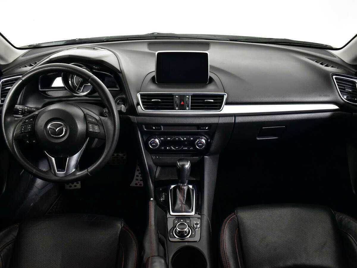 Купить Mazda 3 с пробегом. Фото: #11