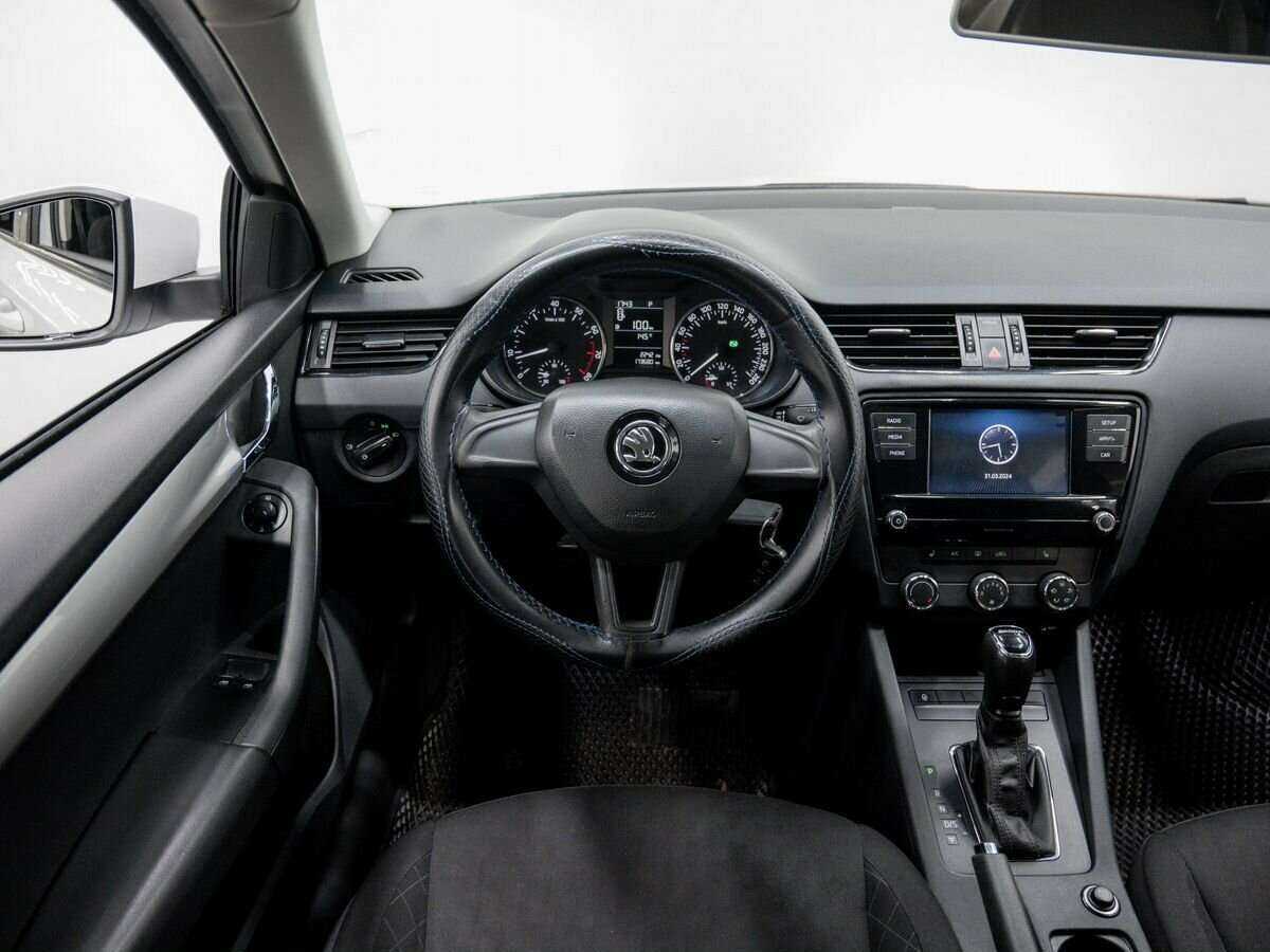 Купить Skoda Octavia с пробегом. Фото: #10