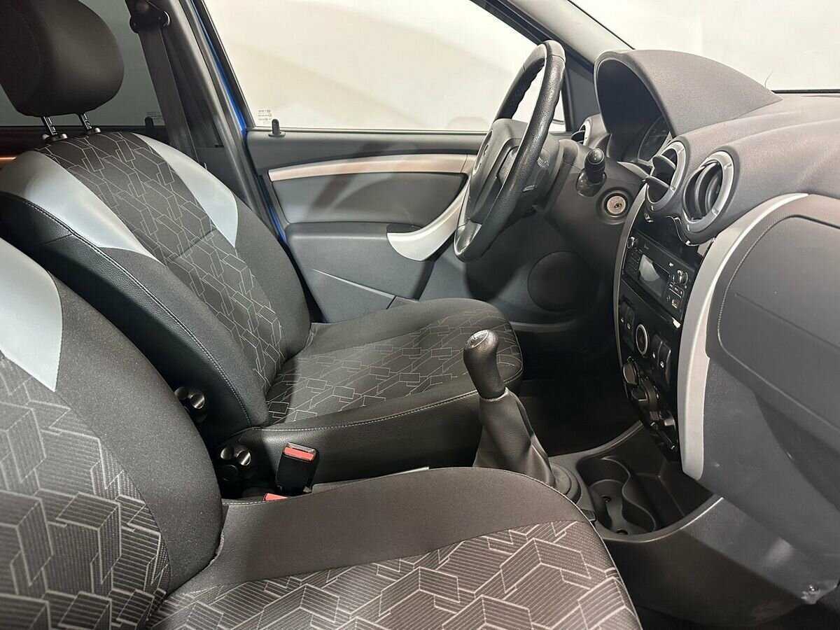 Купить Lada (ВАЗ) Largus с пробегом. Фото: #9