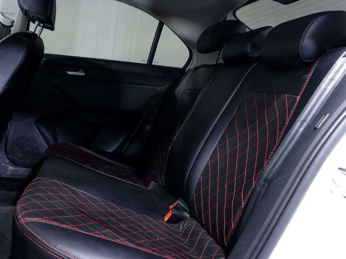 Купить Volkswagen Polo с пробегом. Фото: #10