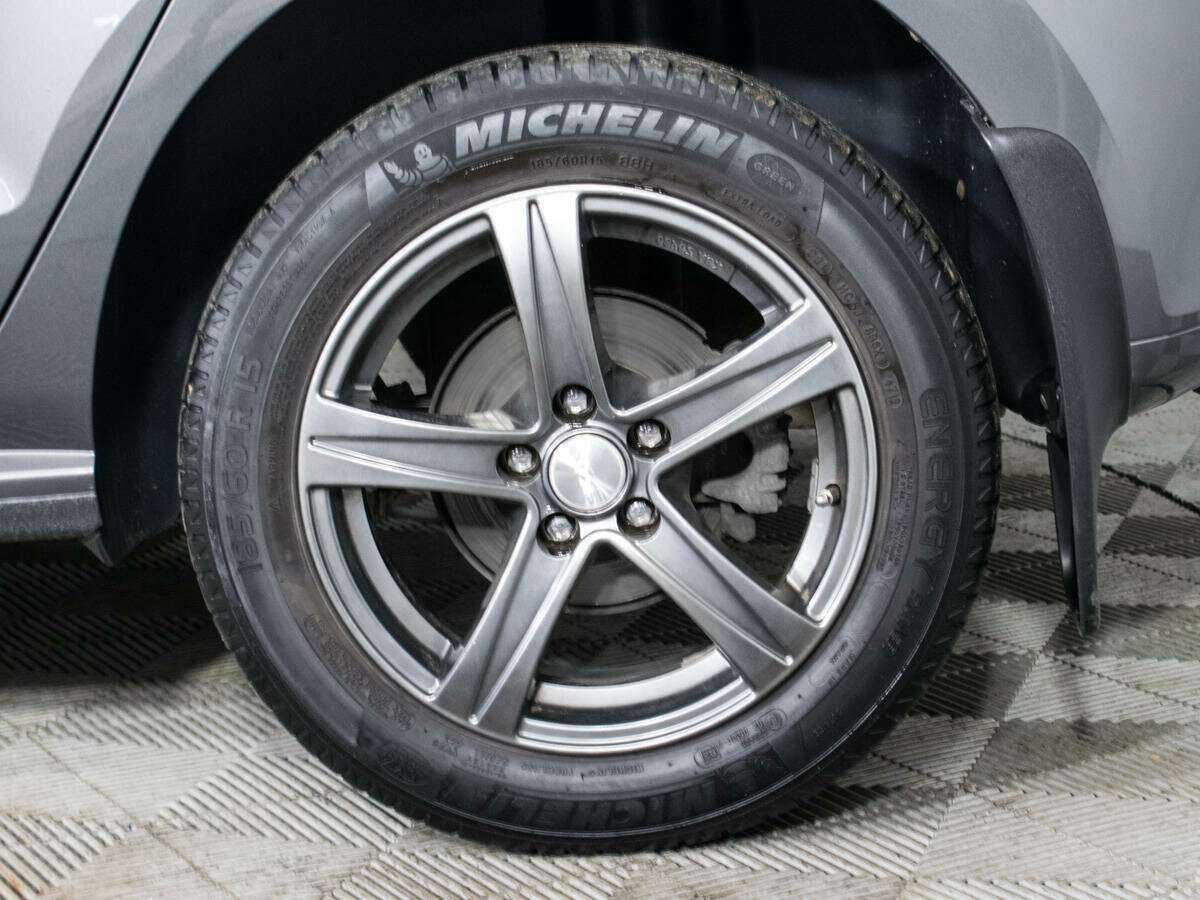 Купить Volkswagen Polo с пробегом. Фото: #14