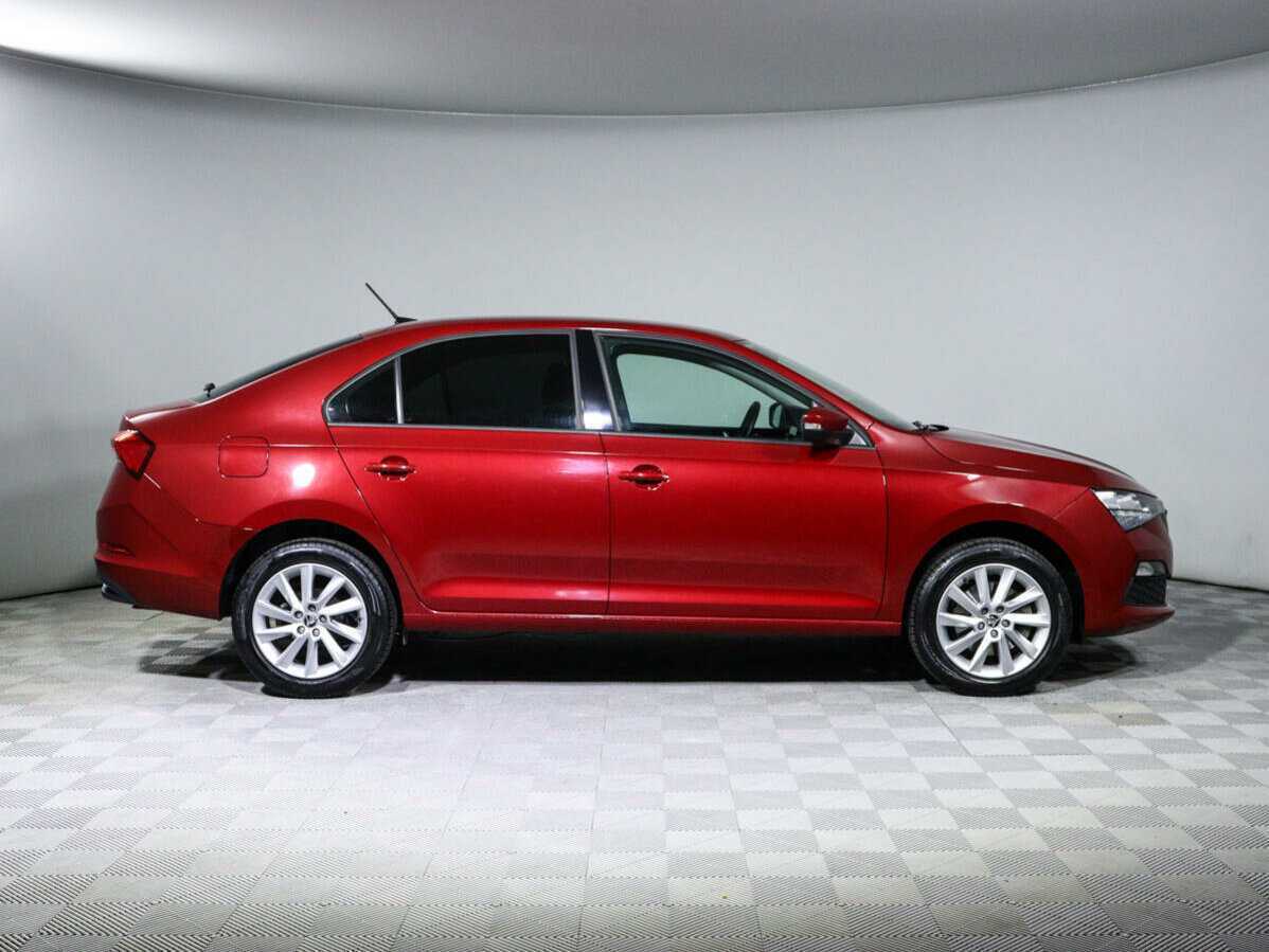 Купить Skoda Rapid с пробегом. Фото: #3