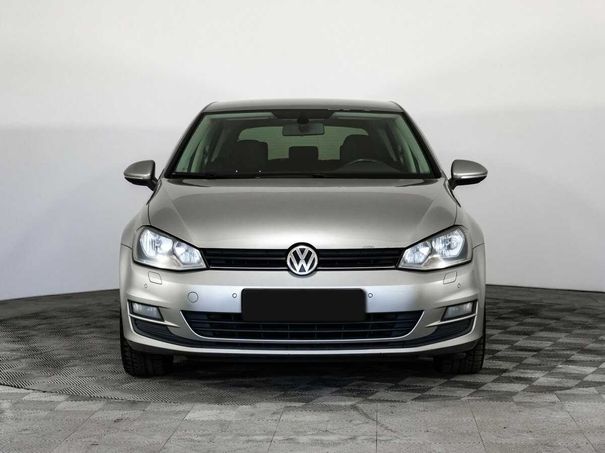 Купить Volkswagen Golf с пробегом. Фото: #1