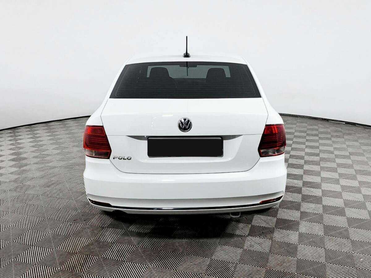 Купить Volkswagen Polo с пробегом. Фото: #5