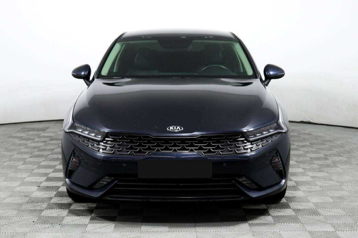 Купить Kia K5 с пробегом. Фото: #1