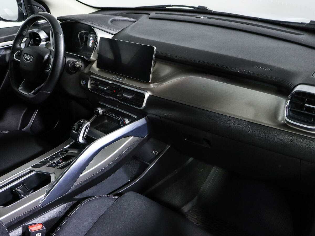 Купить Geely Coolray с пробегом. Фото: #8