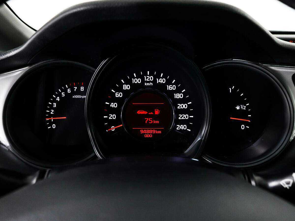 Купить Kia Ceed с пробегом. Фото: #10