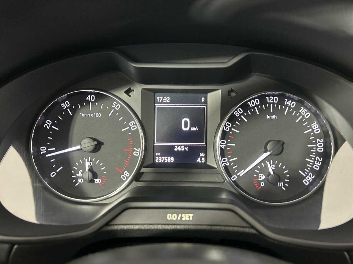 Купить Skoda Octavia с пробегом. Фото: #10