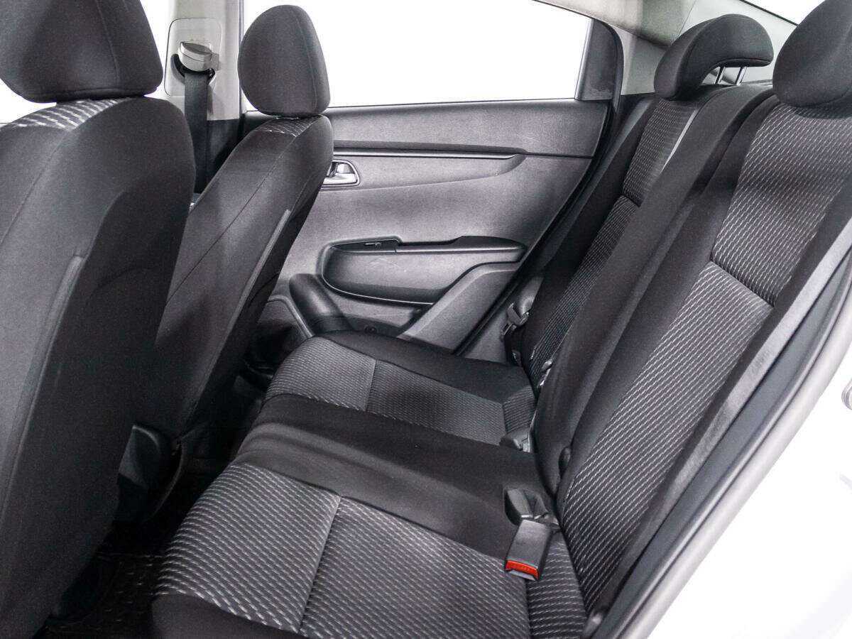 Купить Kia Rio с пробегом. Фото: #9