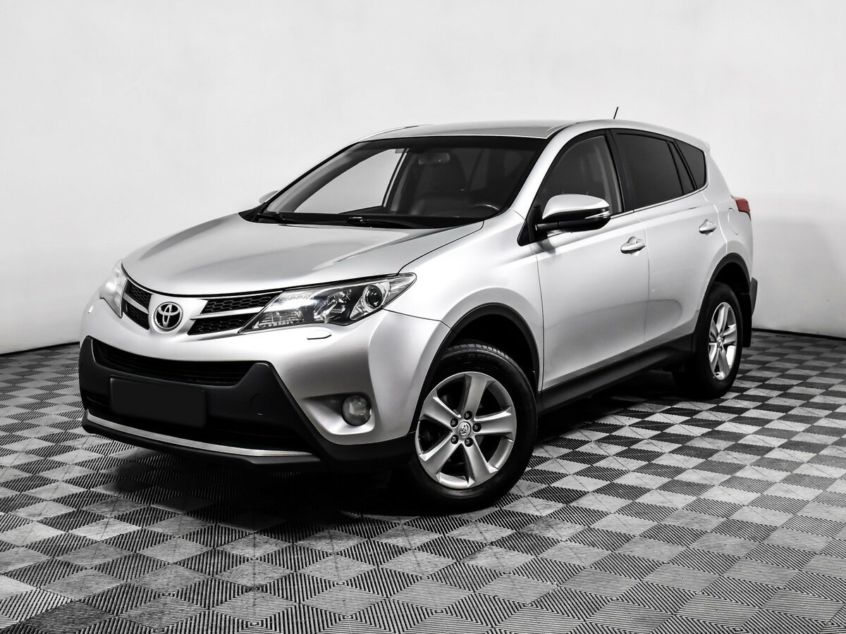 Купить Toyota RAV4 с пробегом. Посмотреть фото