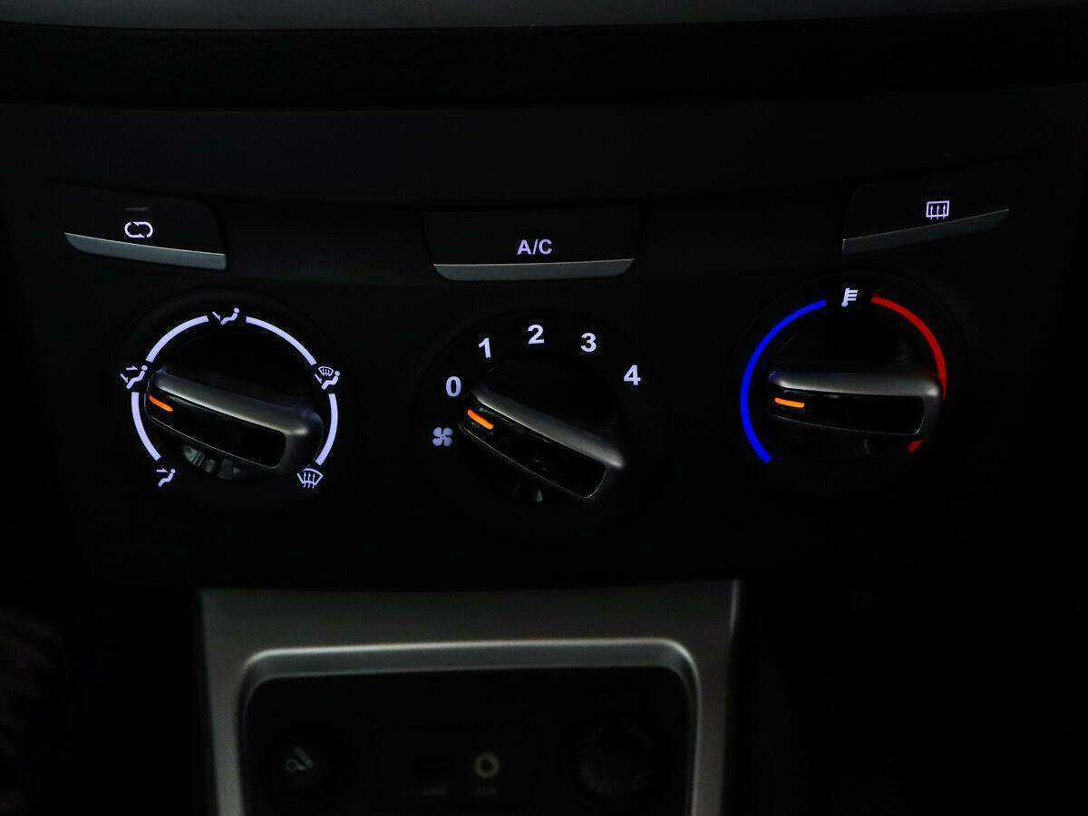 Купить JAC S3 с пробегом. Фото: #15