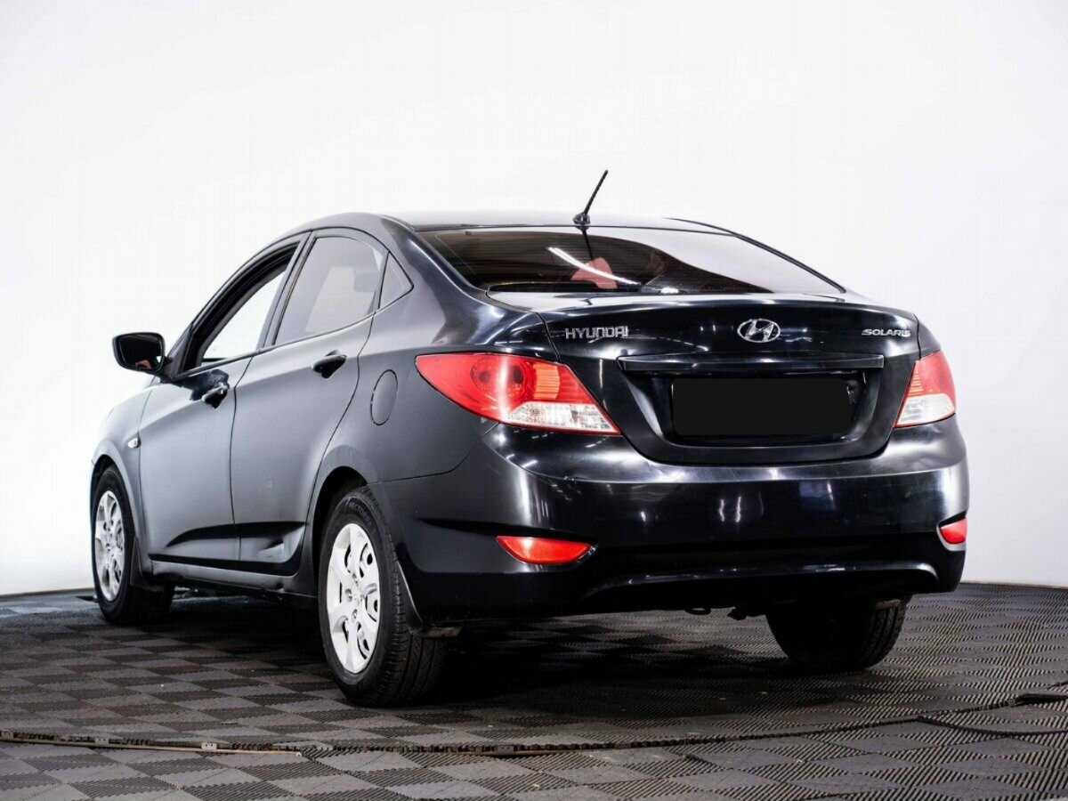 Купить Hyundai Solaris с пробегом. Фото: #3