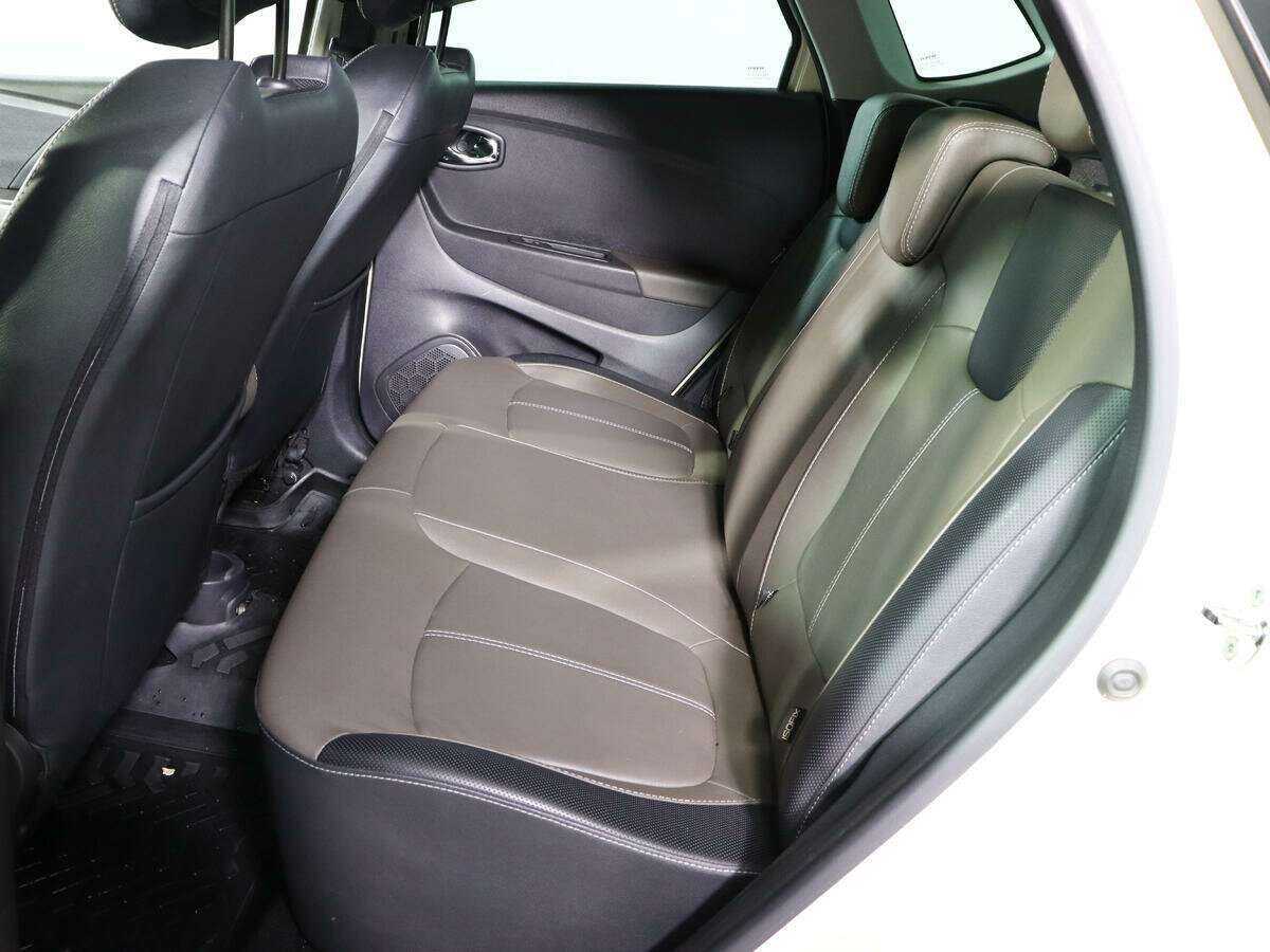 Купить Renault Kaptur с пробегом. Фото: #7