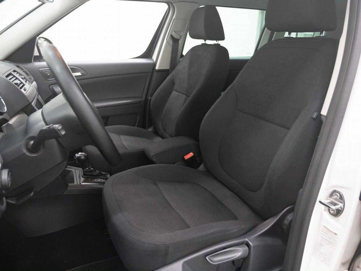 Купить Skoda Yeti с пробегом. Фото: #6