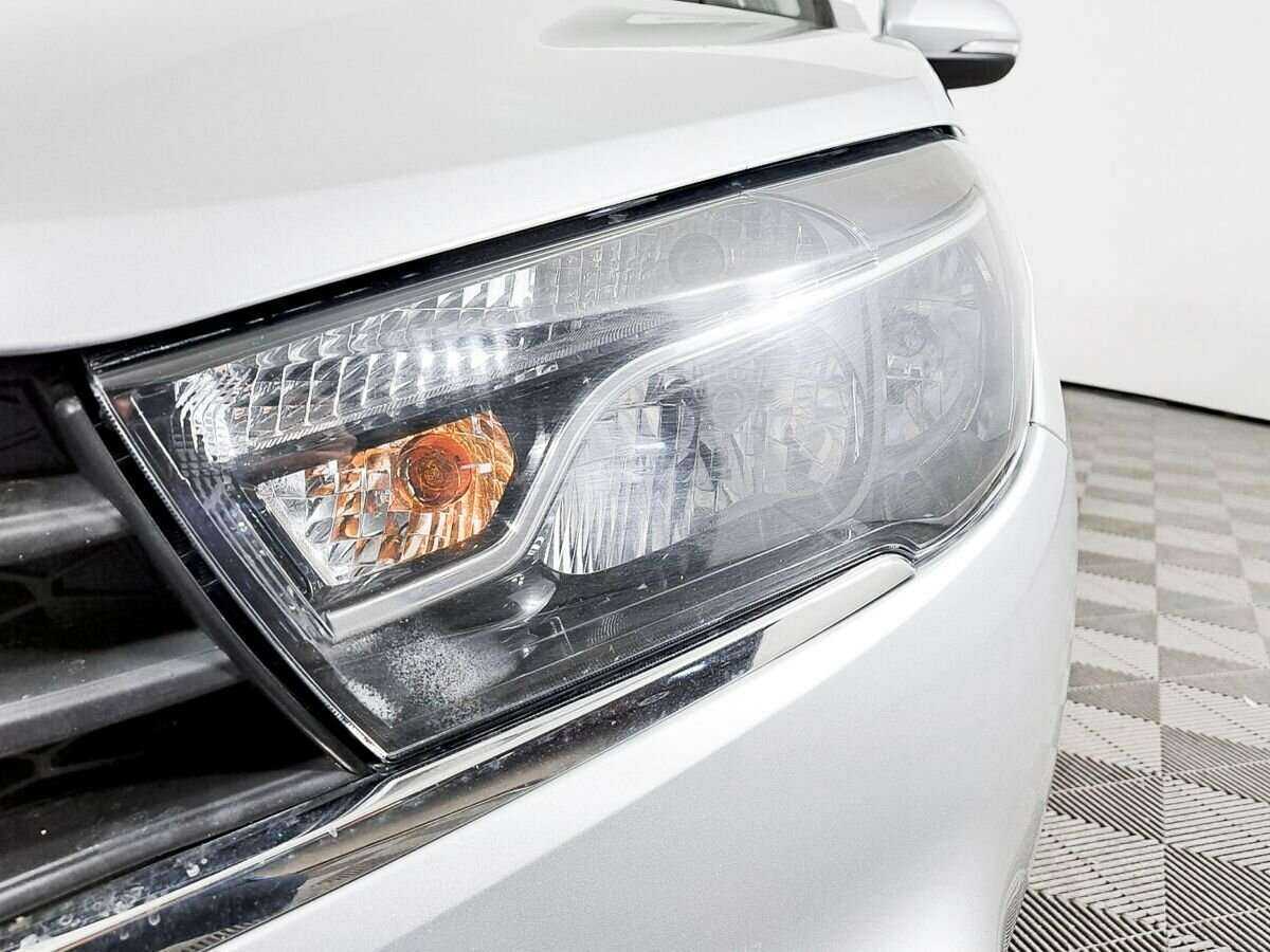 Купить Lada (ВАЗ) Vesta с пробегом. Фото: #16