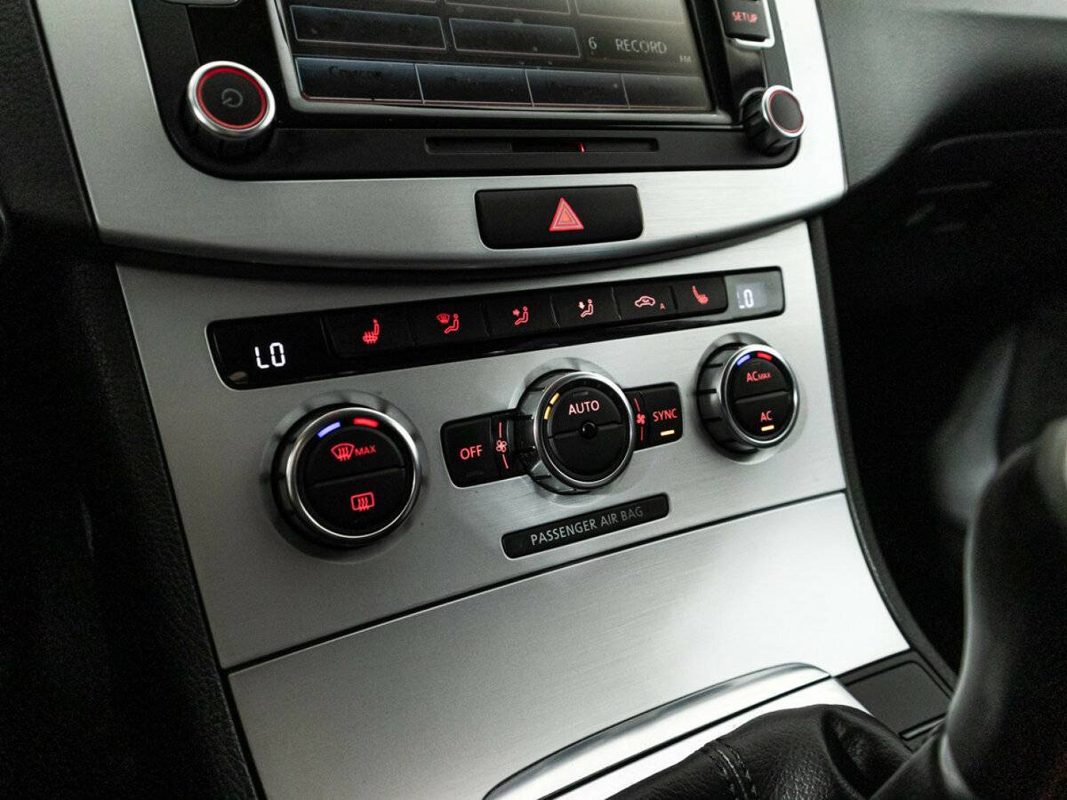 Купить Volkswagen Passat CC с пробегом. Фото: #16