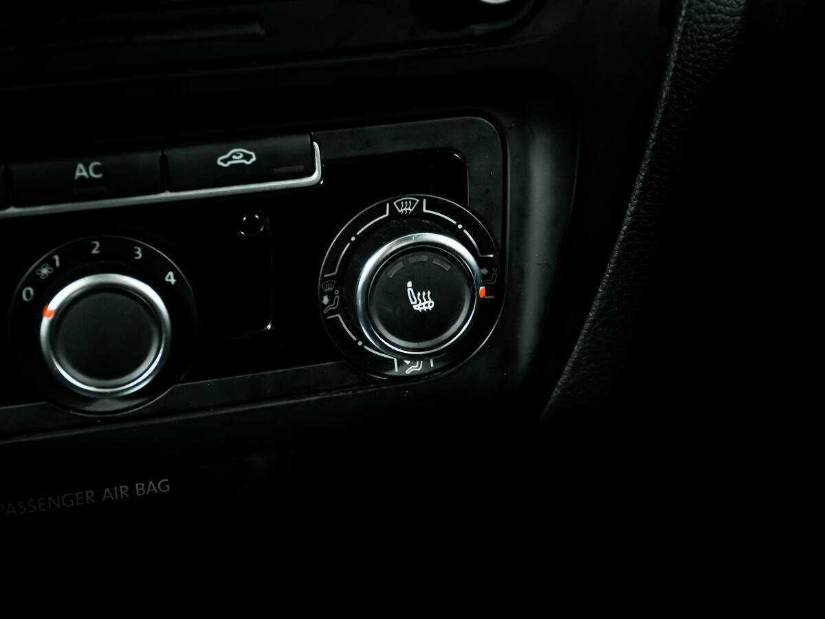 Купить Volkswagen Jetta с пробегом. Фото: #15