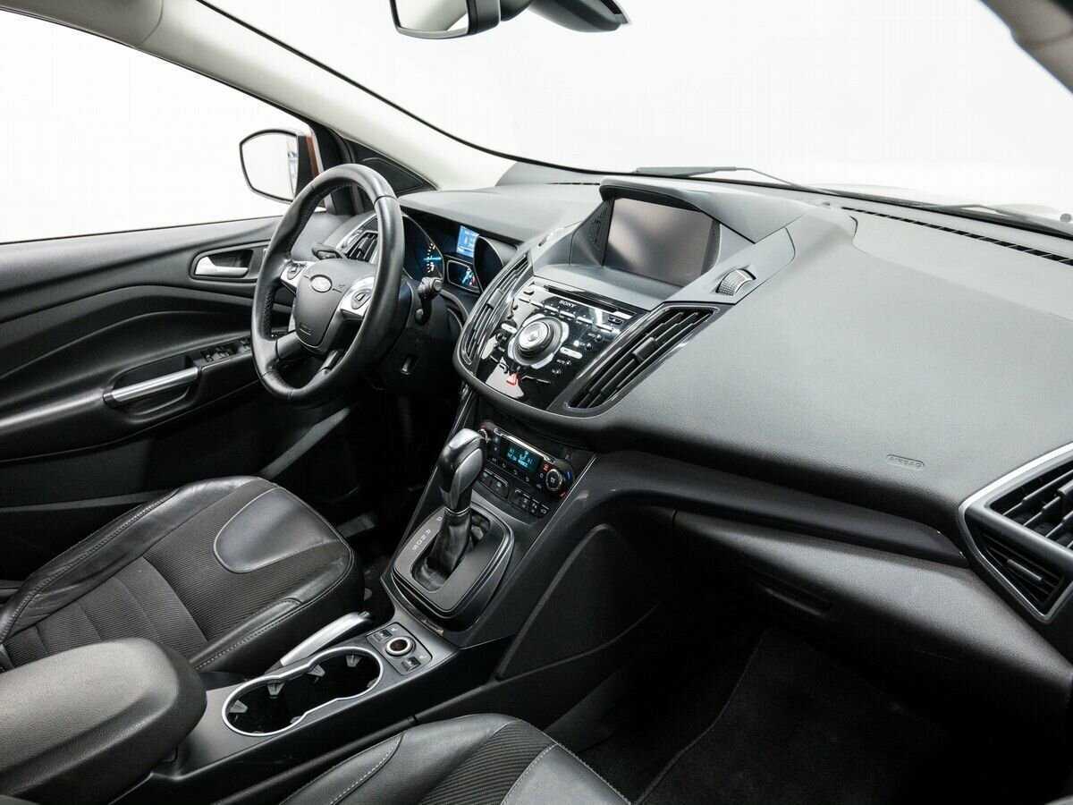 Купить Ford Kuga с пробегом. Фото: #7